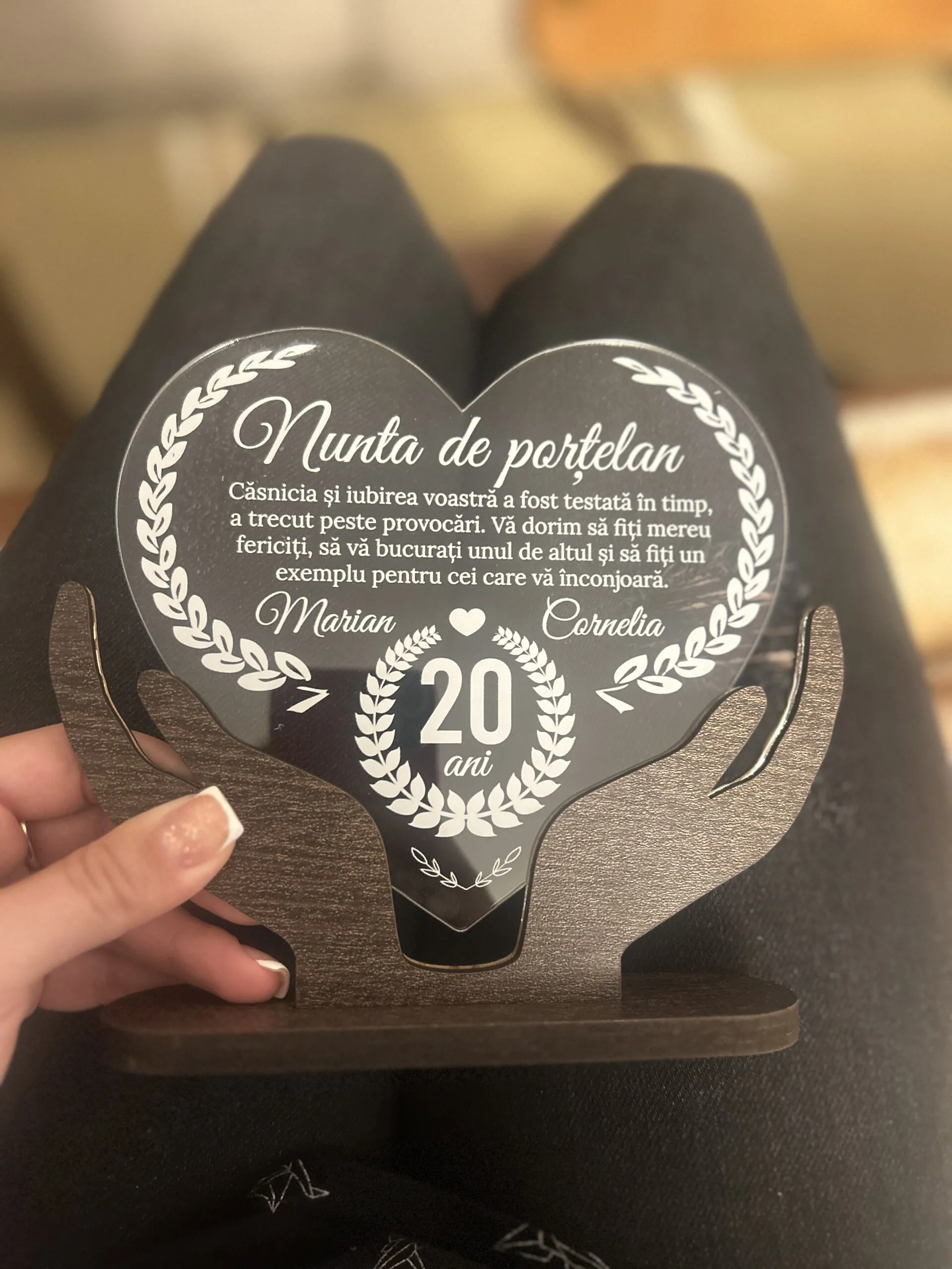 cadou-aniversare-nunta-de-hartie-1-an-casatorie review