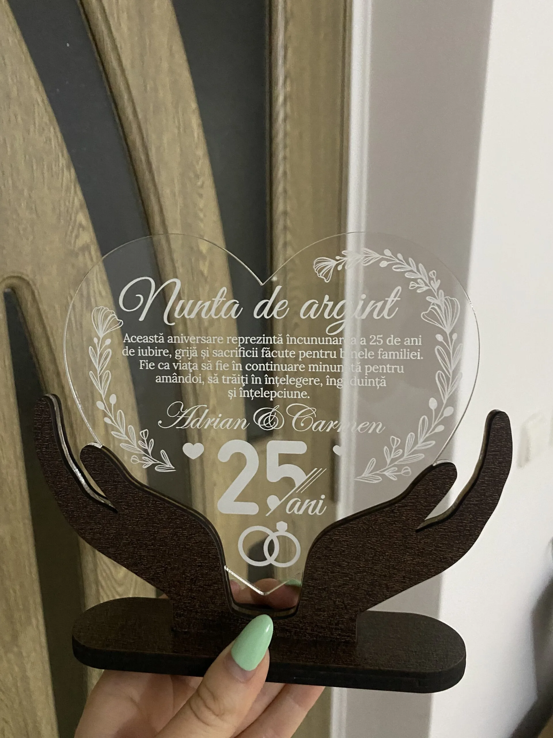 cadou-aniversare-nunta-de-hartie-1-an-casatorie review