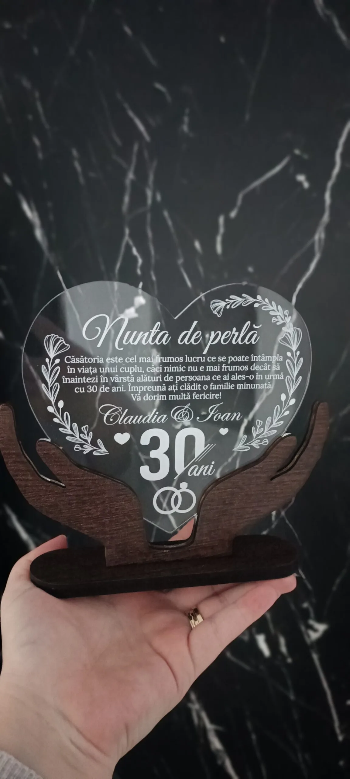 cadou-aniversare-nunta-de-lemn-5-ani-casatorie review