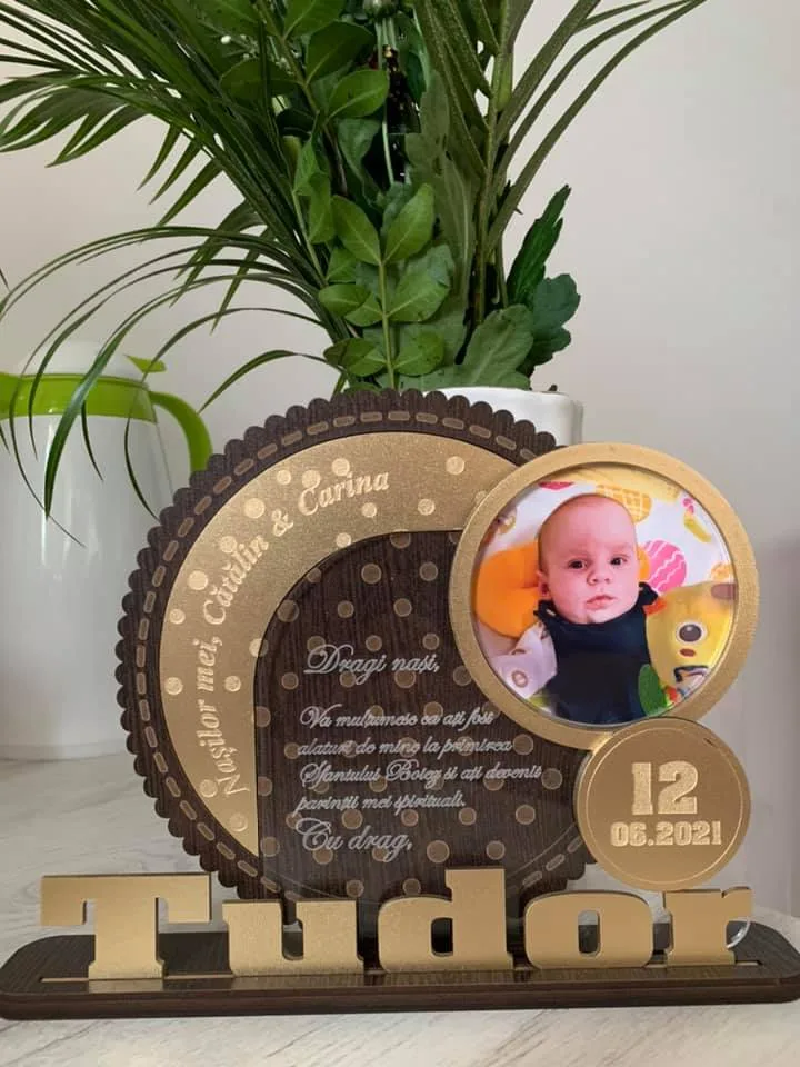 cadou-botez-lux-trofeu-personalizat review