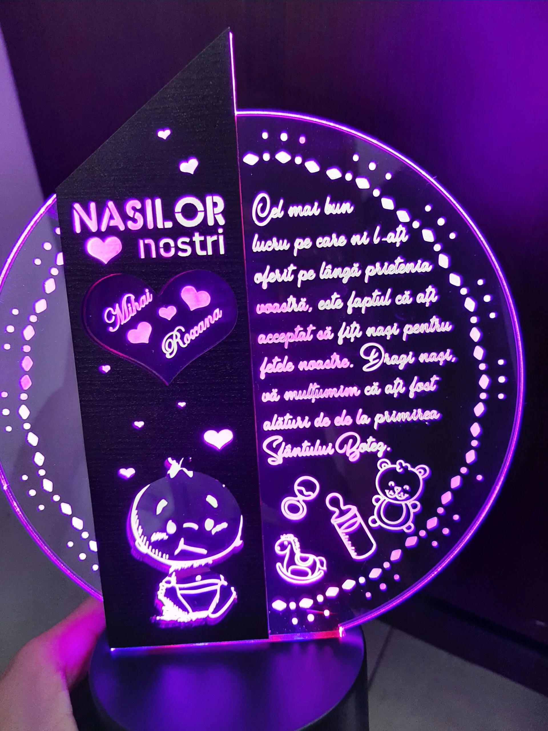 cadou-nasi-personalizat-trofeu-led-placheta-pentru-nasi review