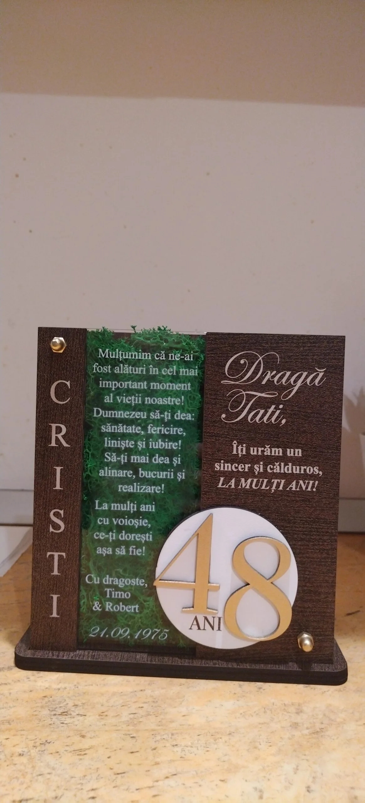 cadou-personalizat-cu-licheni-trofeu-pentru-tata review