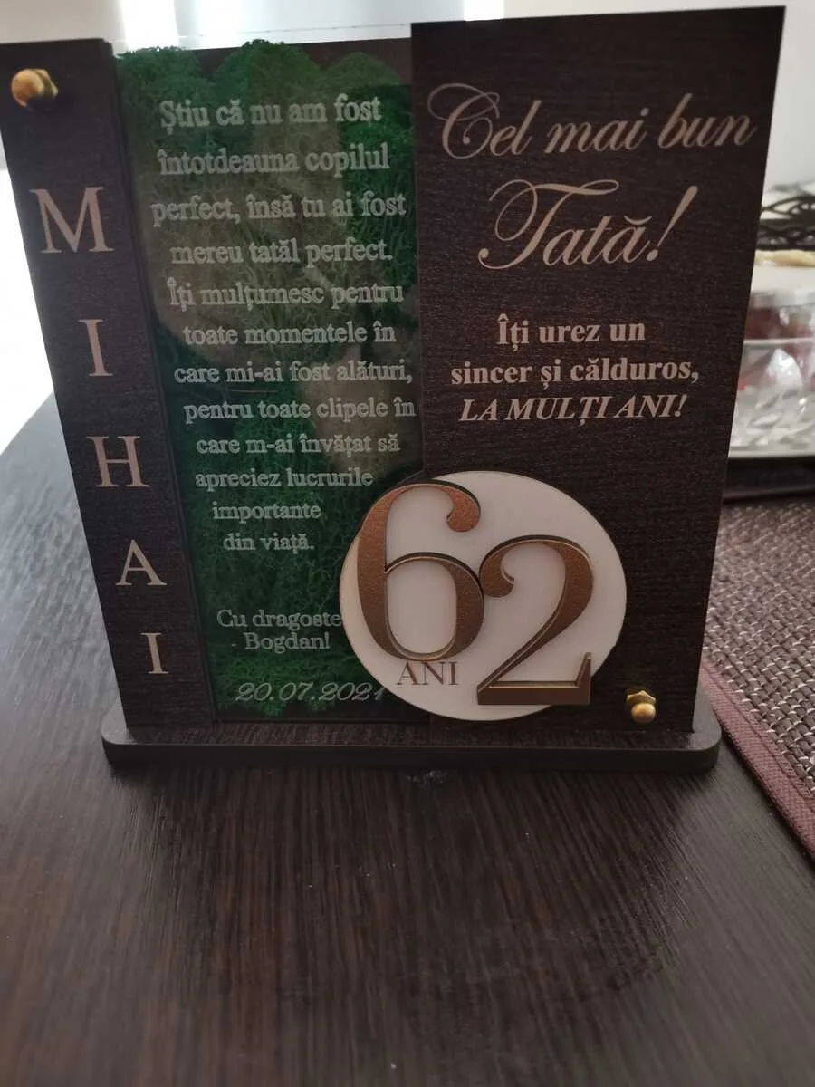cadou-personalizat-cu-licheni-trofeu-pentru-tata review