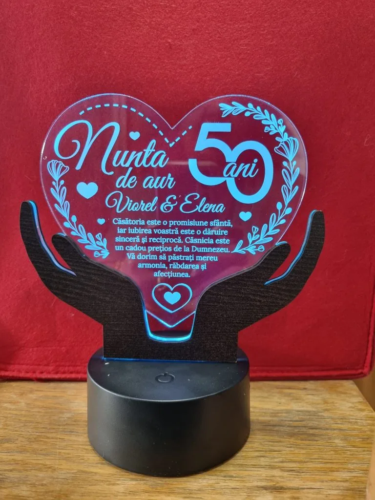 cadou-personalizat-led-trofeu-inima-casatorie review