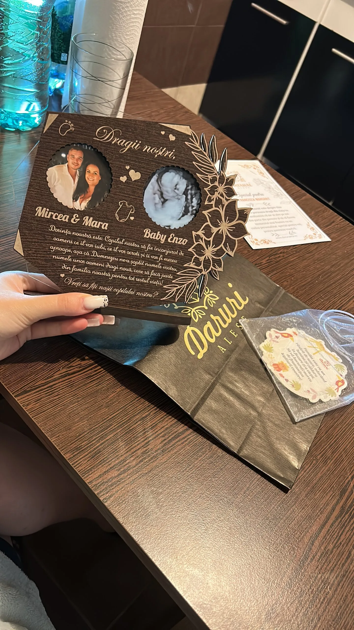 cadou-personalizat-trofeu-dragii-nostri-nasi review