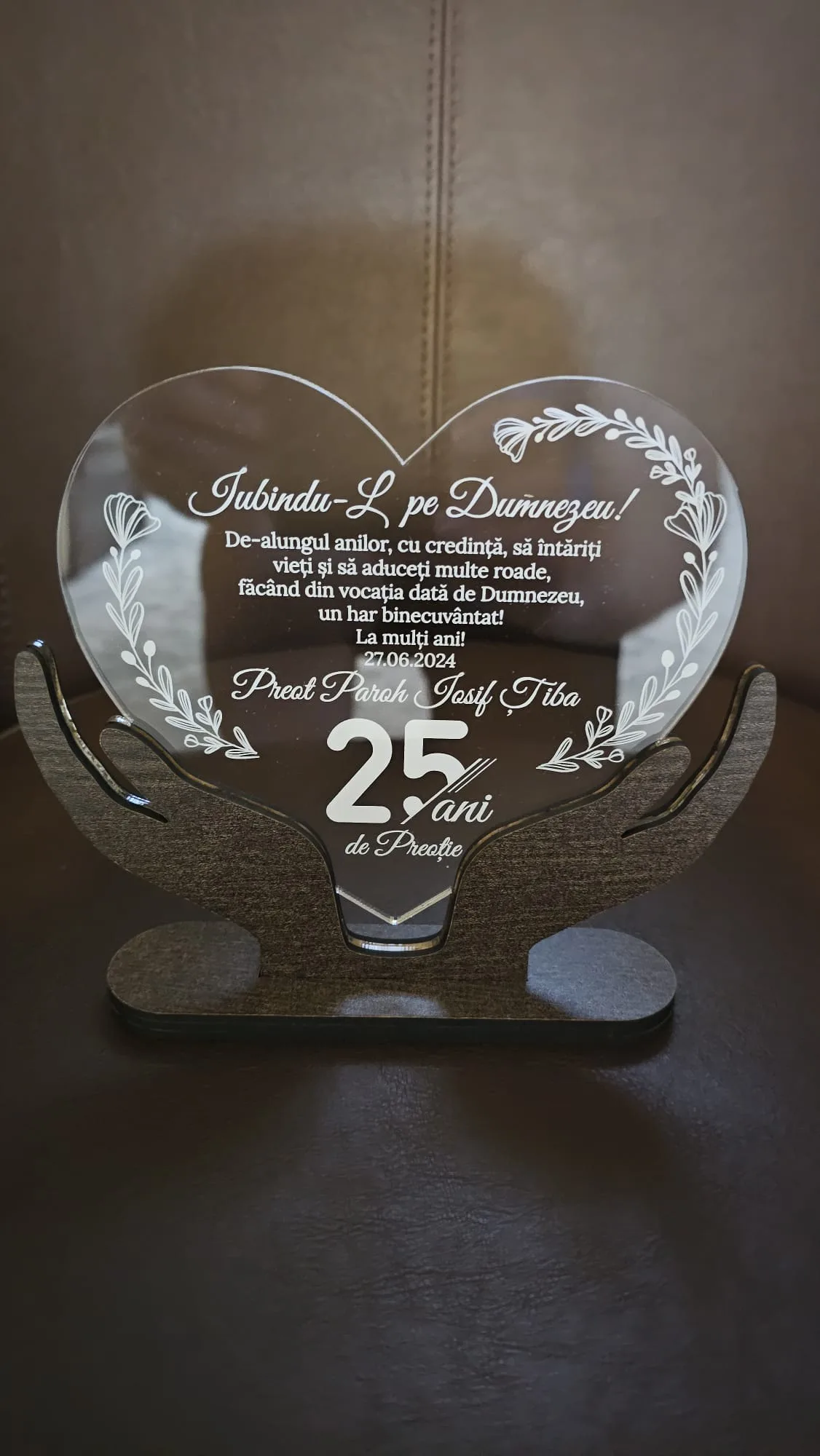 cadou-personalizat-trofeu-inima-casatorie review