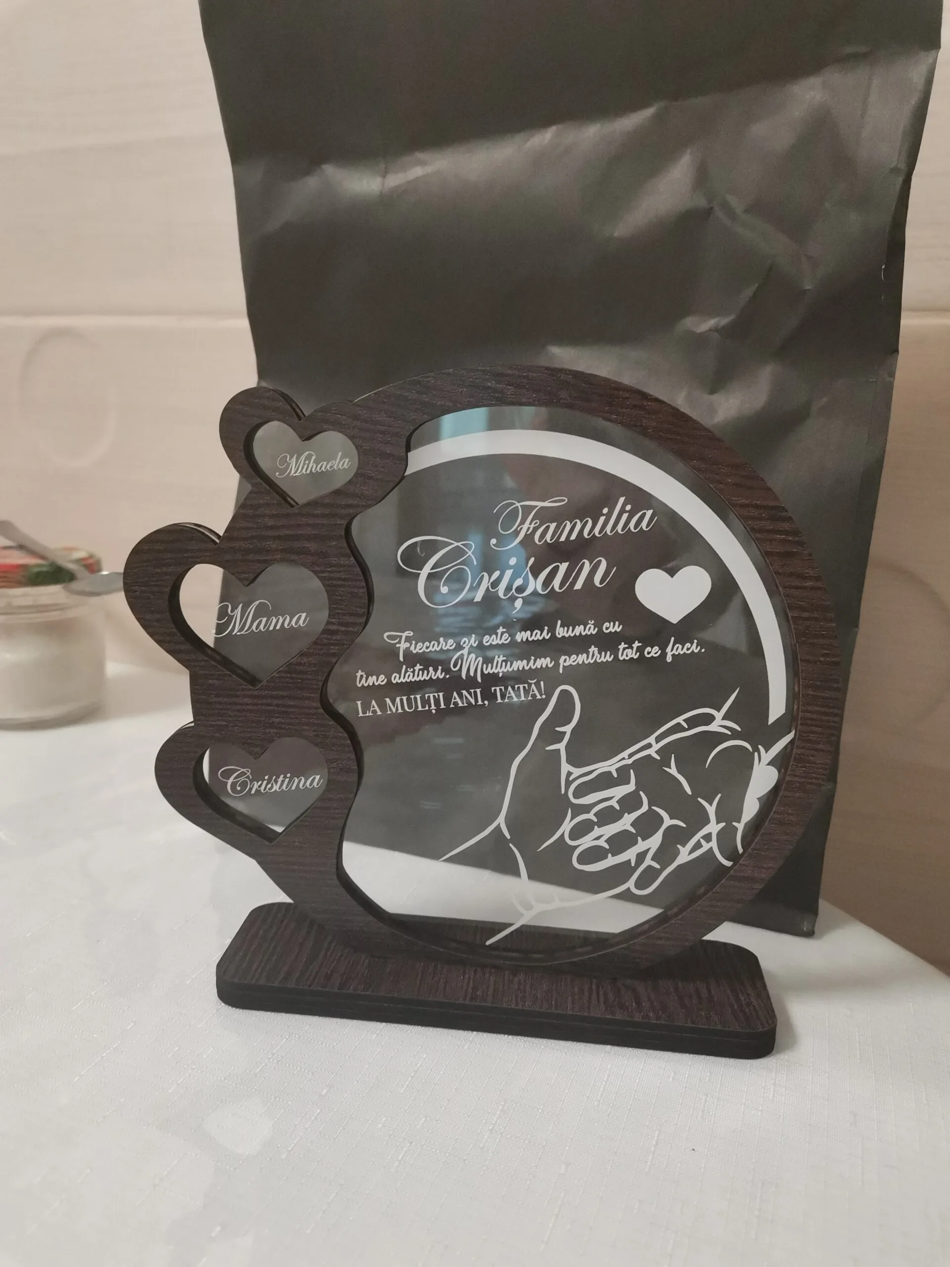 cadou-personalizat-trofeu-inimioare-familia-mea review