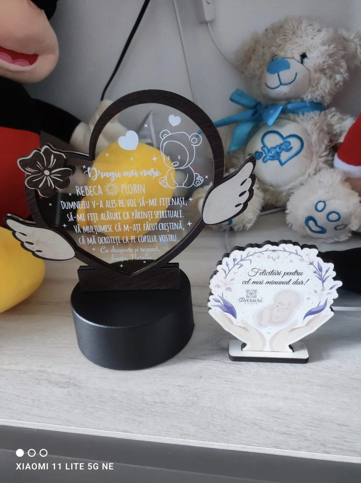 cadou-personalizat-trofeu-led-inimioara-pentru-nasii-de-botez review