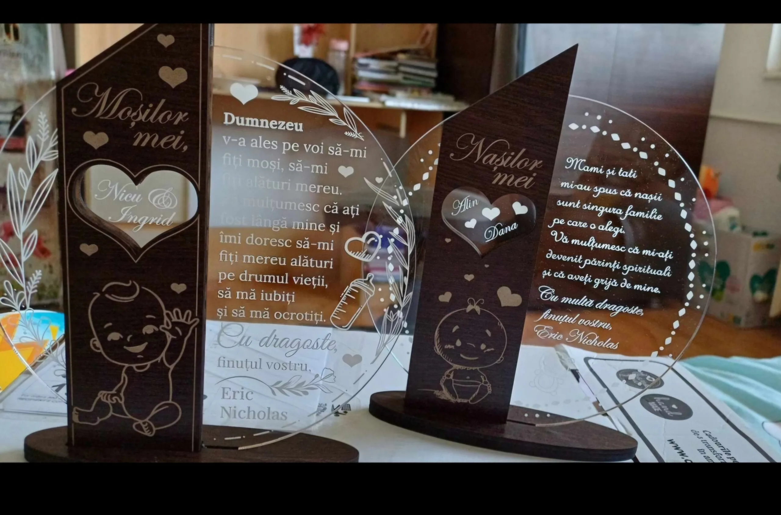 cadou-personalizat-trofeu-led-pentru-nasi-botez review