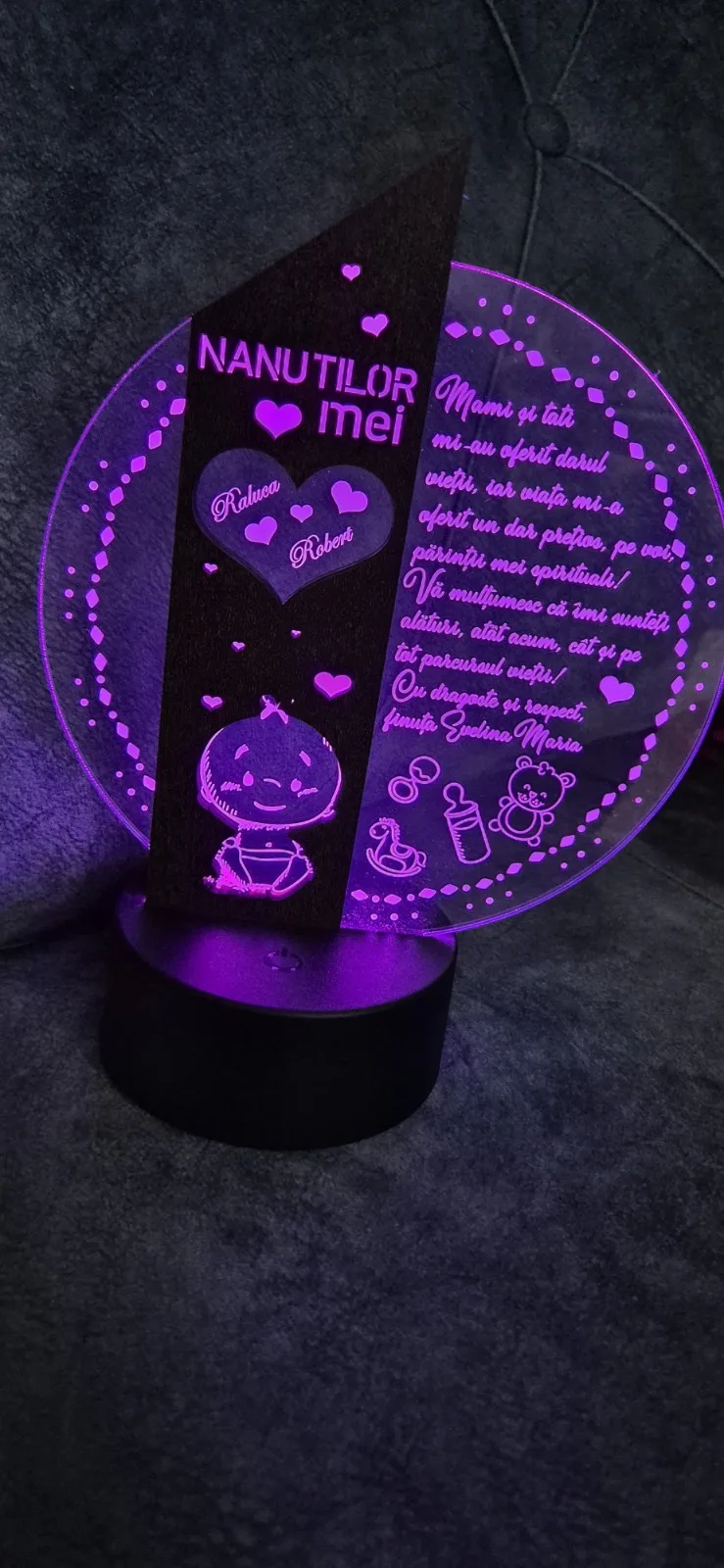 cadou-personalizat-trofeu-led-pentru-nasi-botez review