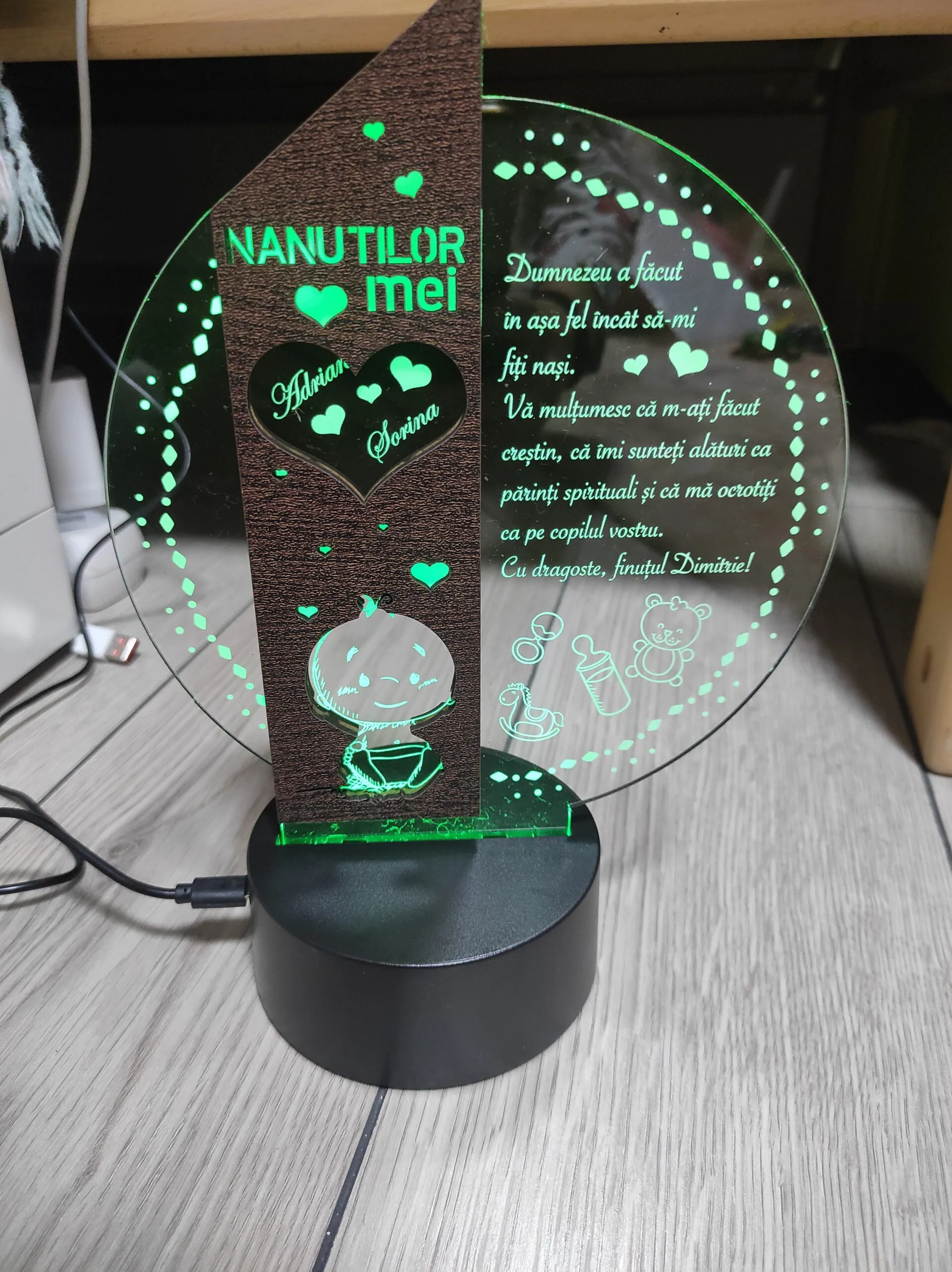 cadou-personalizat-trofeu-led-placheta-speciala-pentru-parinti review