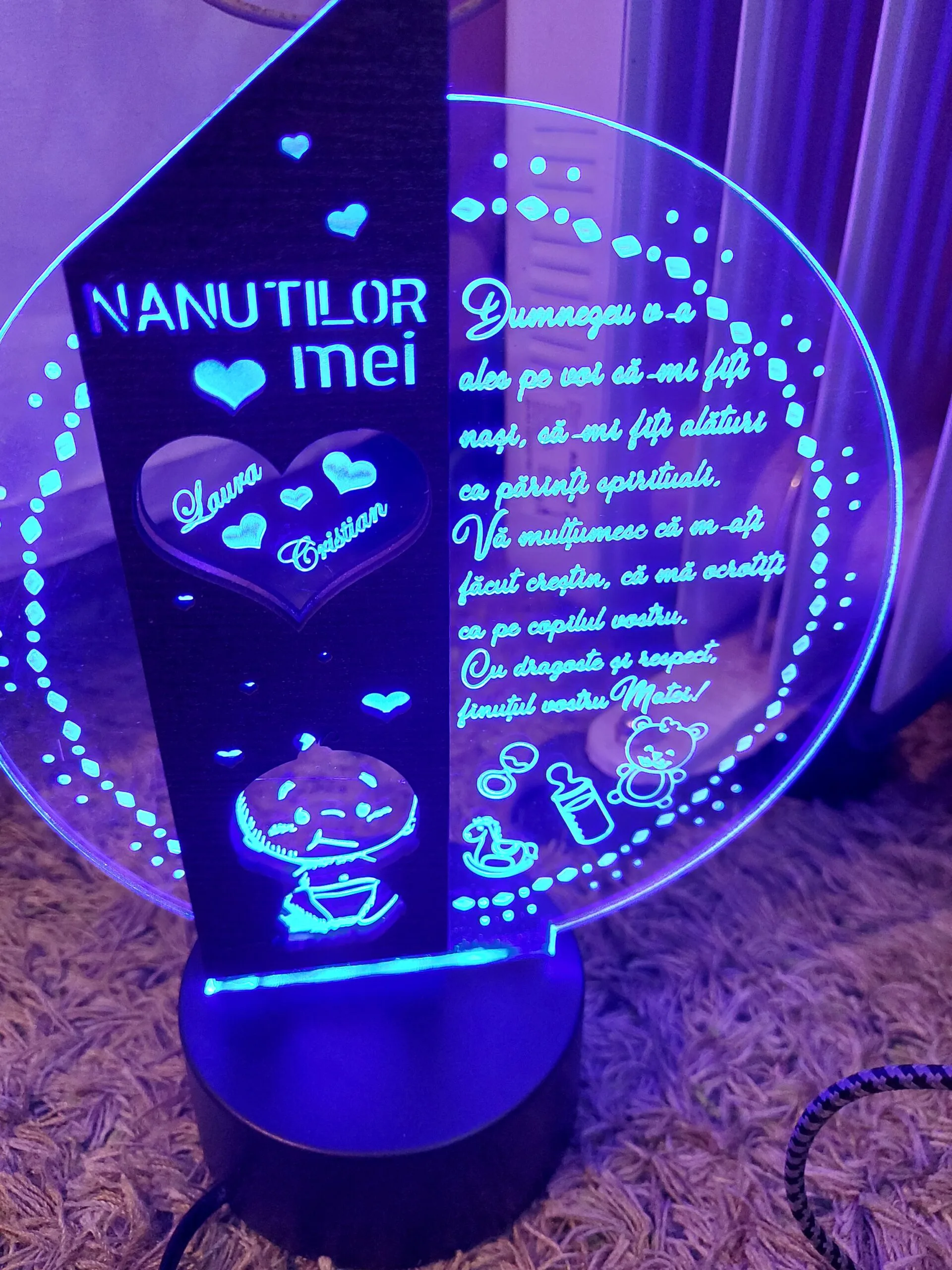 cadou-personalizat-trofeu-led-placheta-speciala-pentru-parinti review
