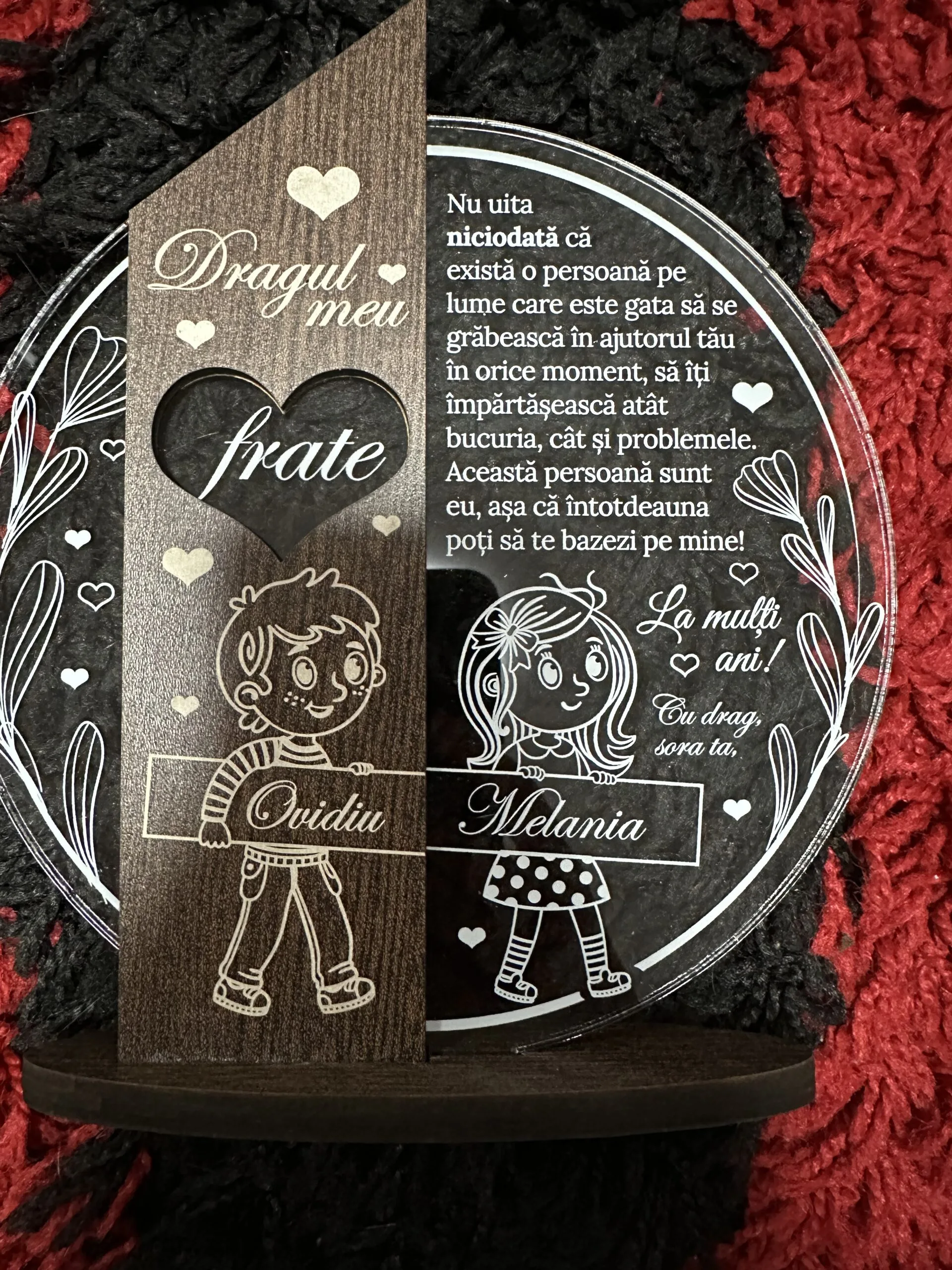 cadou-personalizat-trofeu-placheta-pentru-nasii-de-botez review