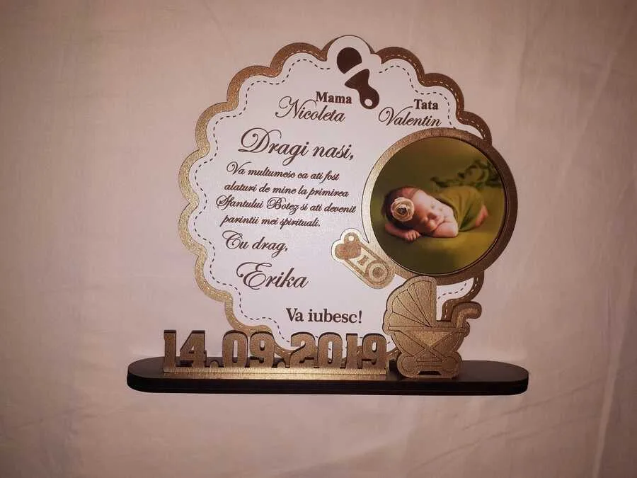 cadou-personalizat-trofeu-taiere-mot-pentru-nasi review