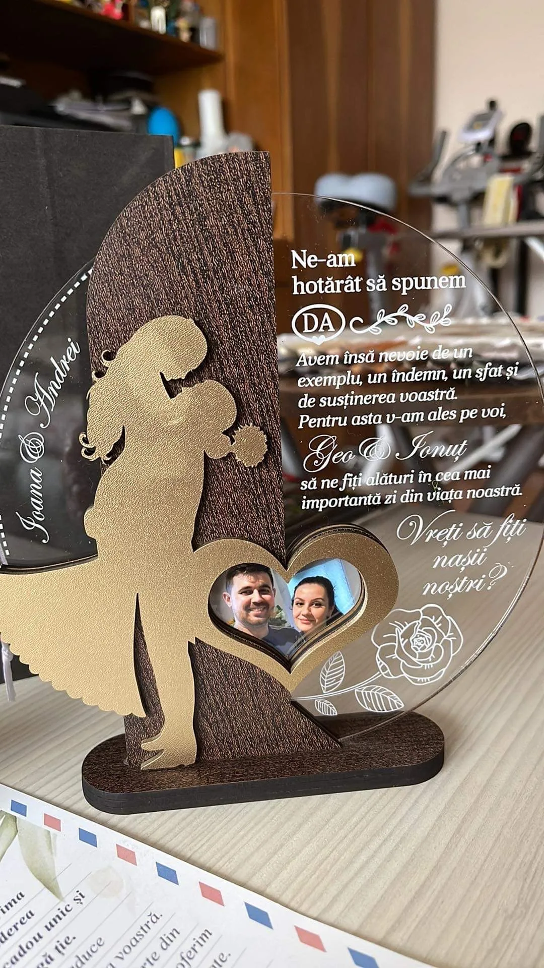 cadou-personalizat-trofeu-vreti-sa-fiti-nasii-nostri-gold review