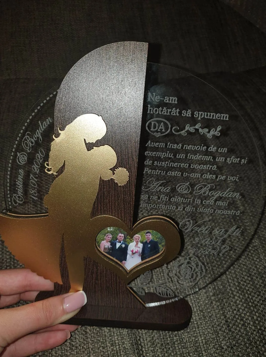 cadou-personalizat-trofeu-vreti-sa-fiti-nasii-nostri-gold review