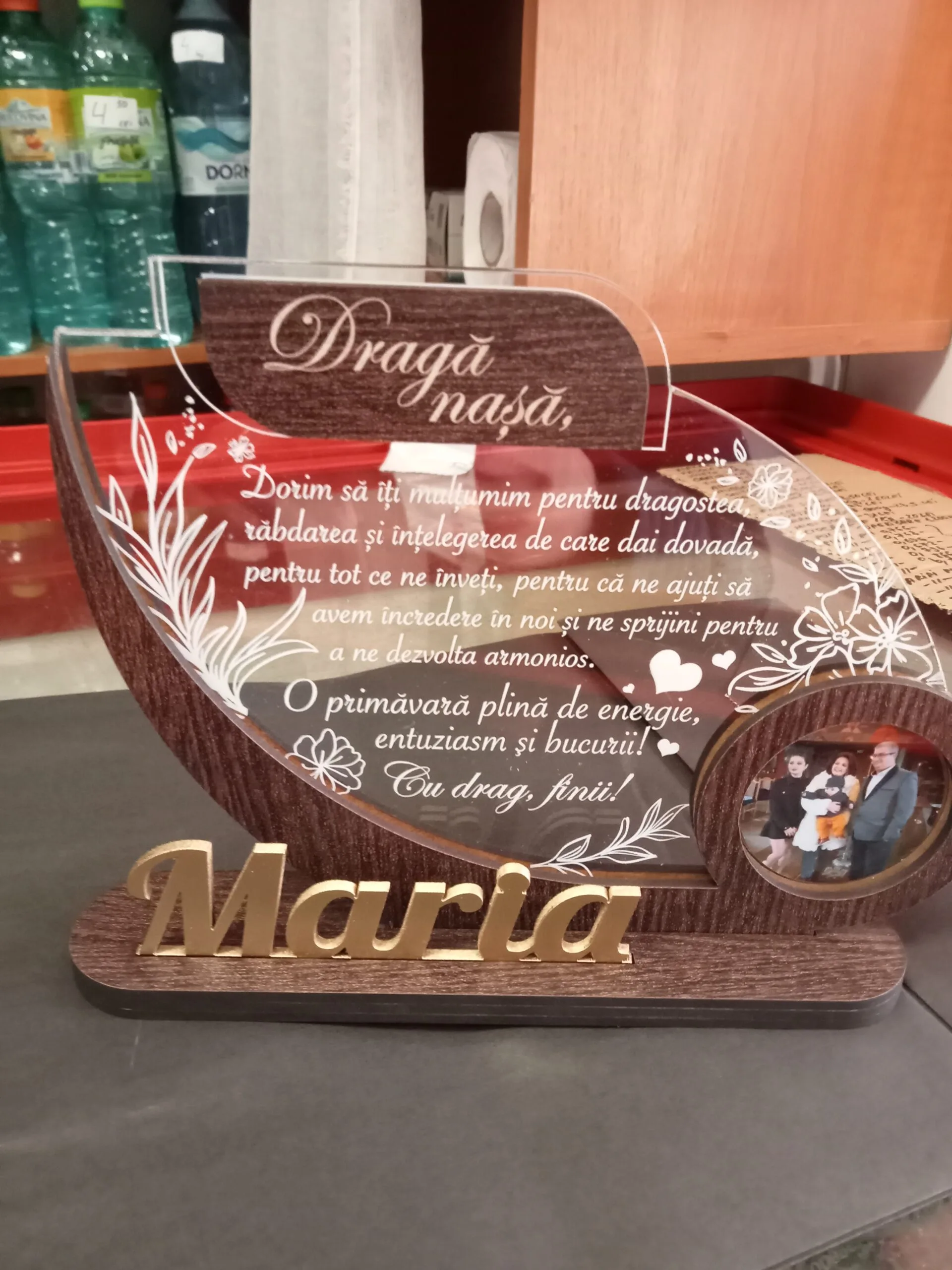 trofeu-cadou-personalizat-pentru-nasa-8-martie review