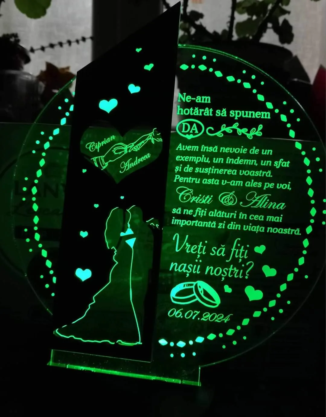 trofeu-led-personalizat-cerere-nasi-vreti-sa-fiti-nasii-nostri review