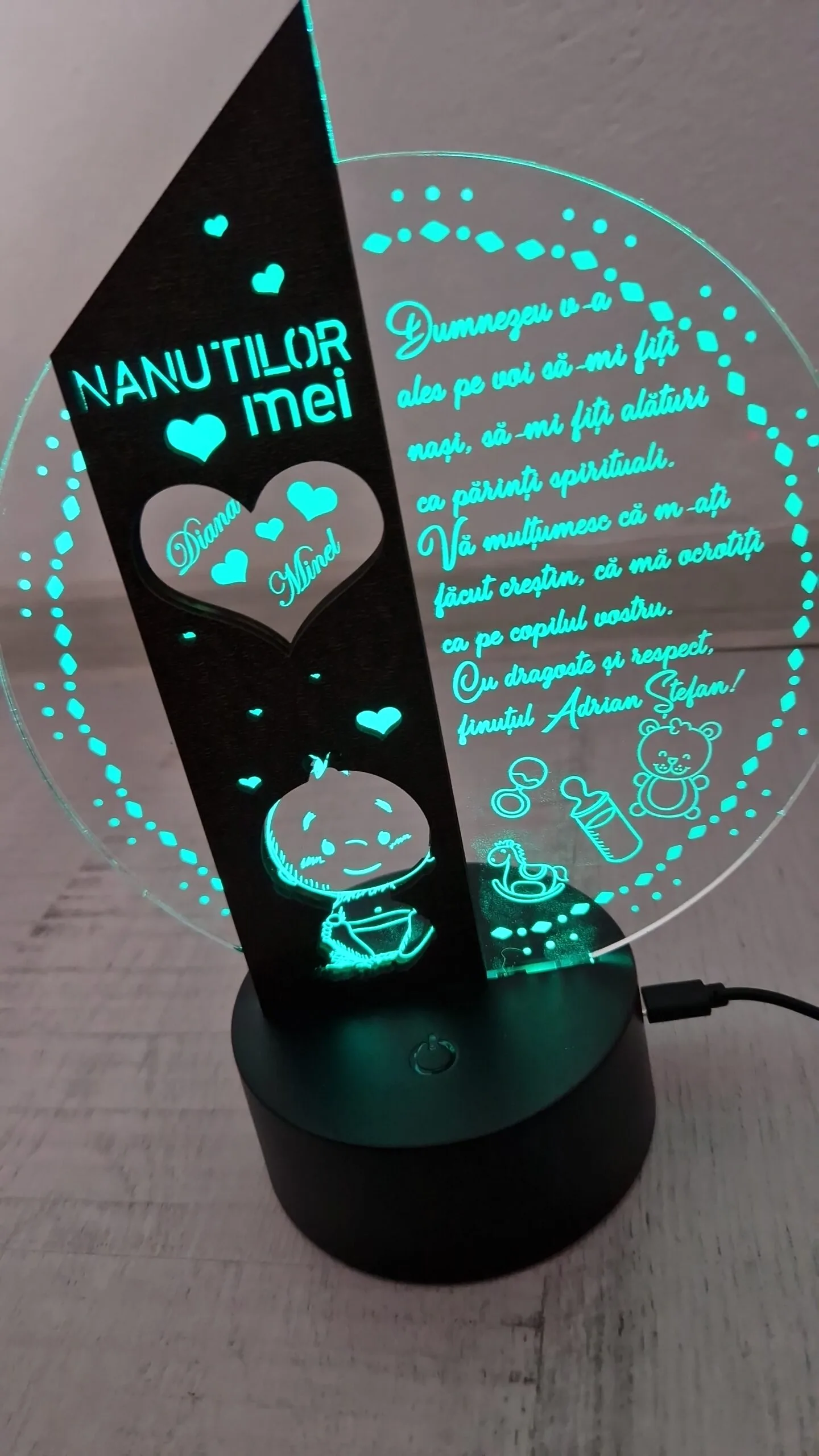 trofeu-led-personalizat-cerere-nasi-vreti-sa-fiti-nasii-nostri review