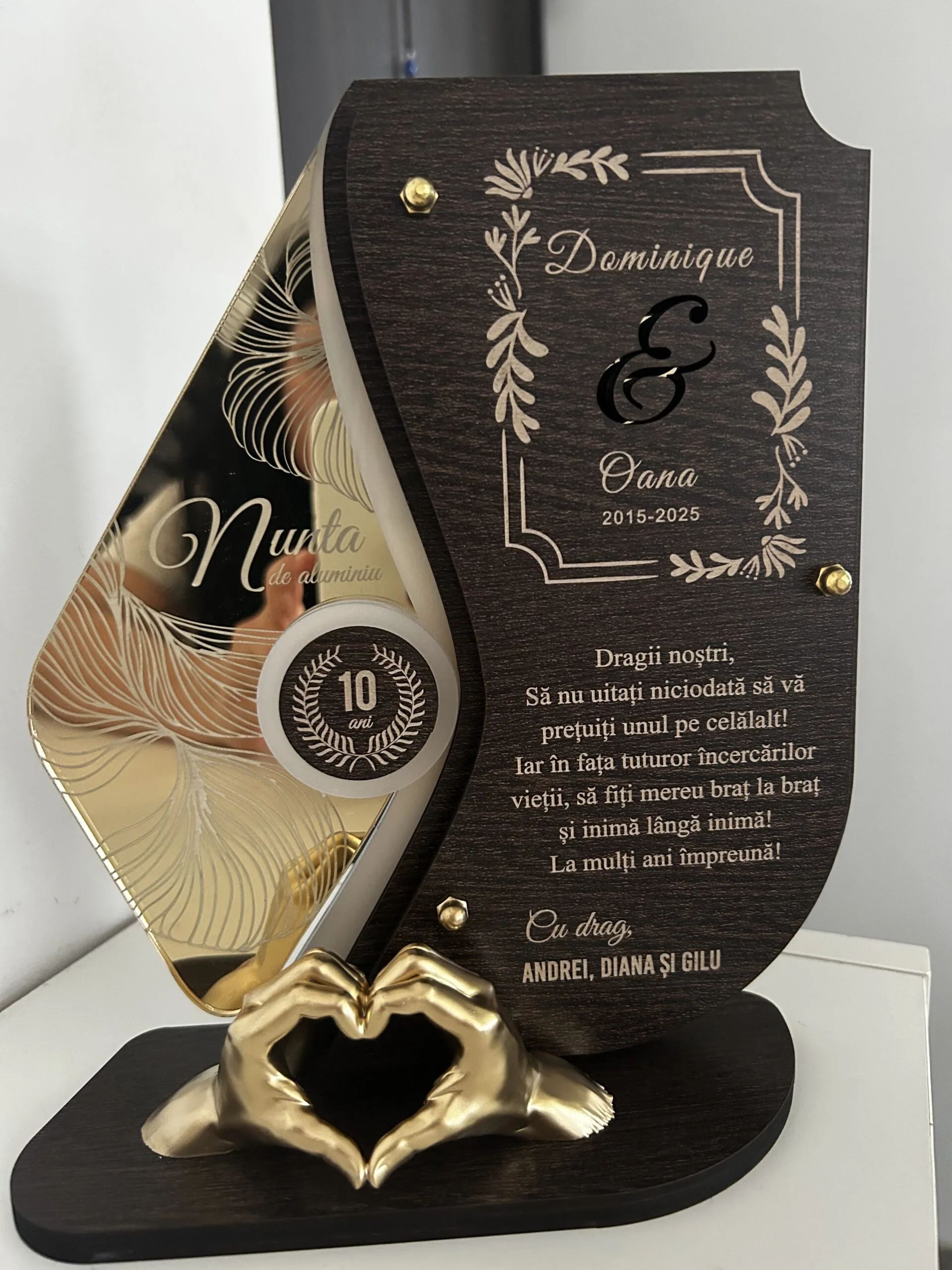 trofeu-personalizat-15-ani-nunta-de-cristal-manute review