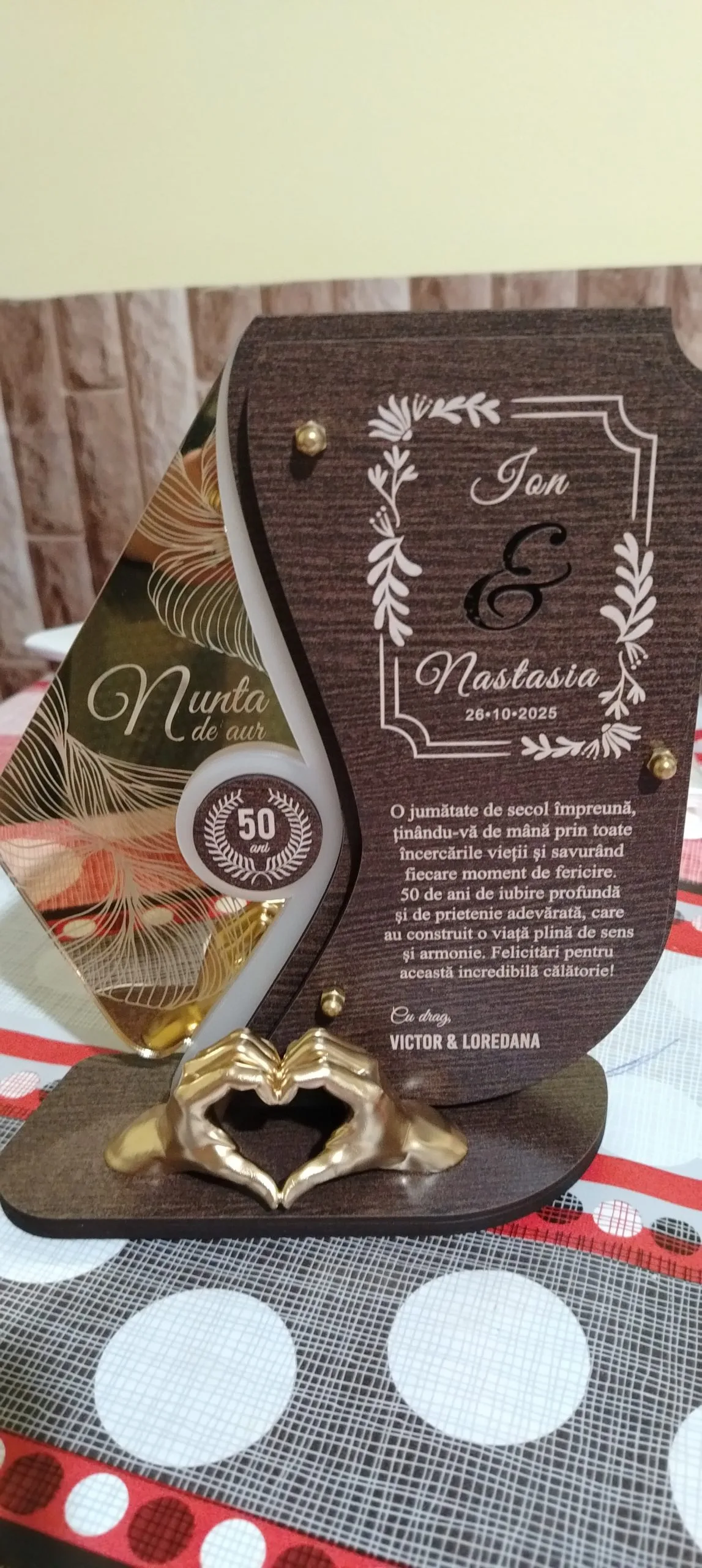trofeu-personalizat-30-ani-nunta-de-perle-manute review