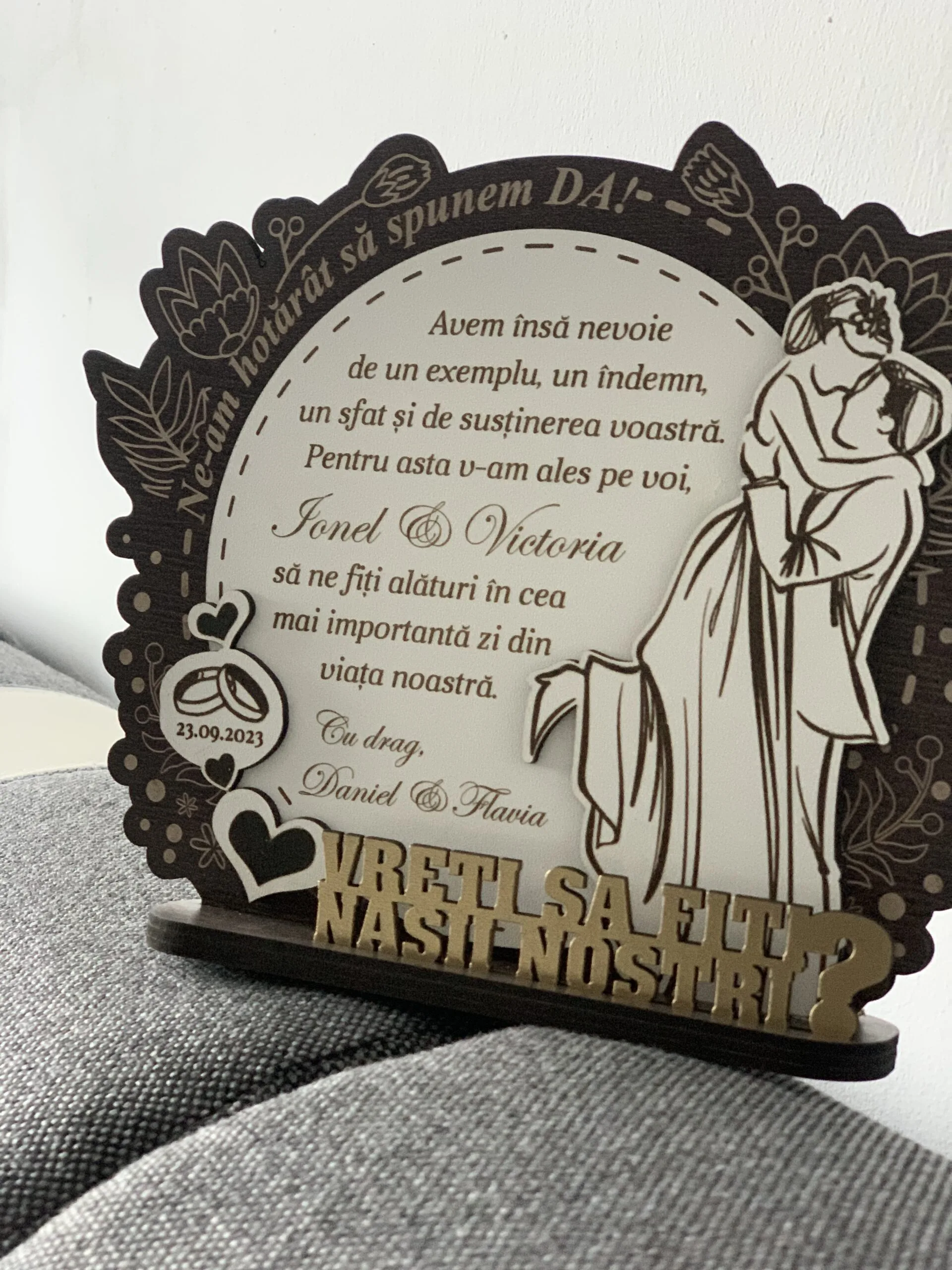 trofeu-personalizat-cadou-pentru-cererea-nasilor review