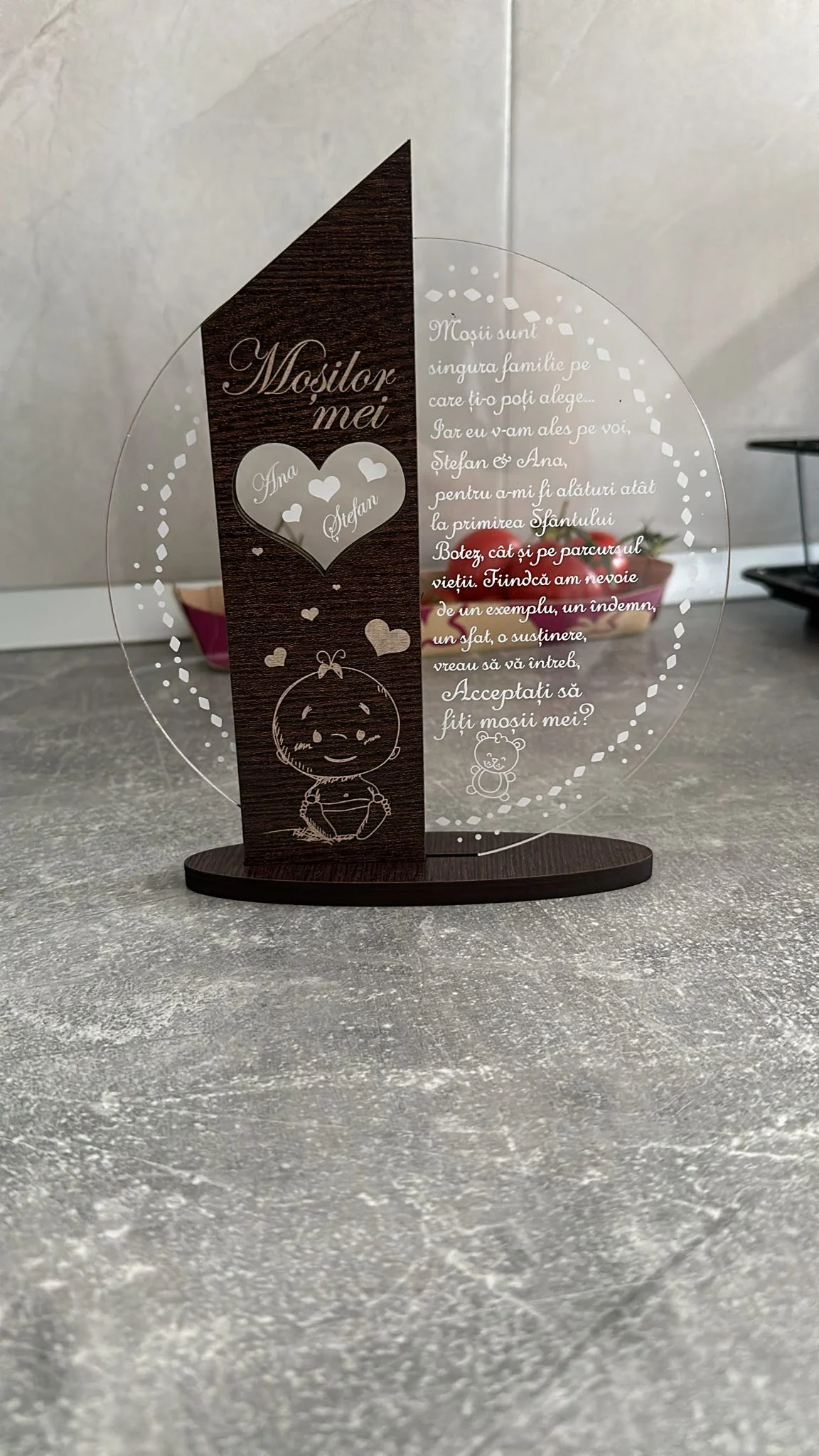 trofeu-personalizat-cadou-special-pentru-mosii-de-botez review