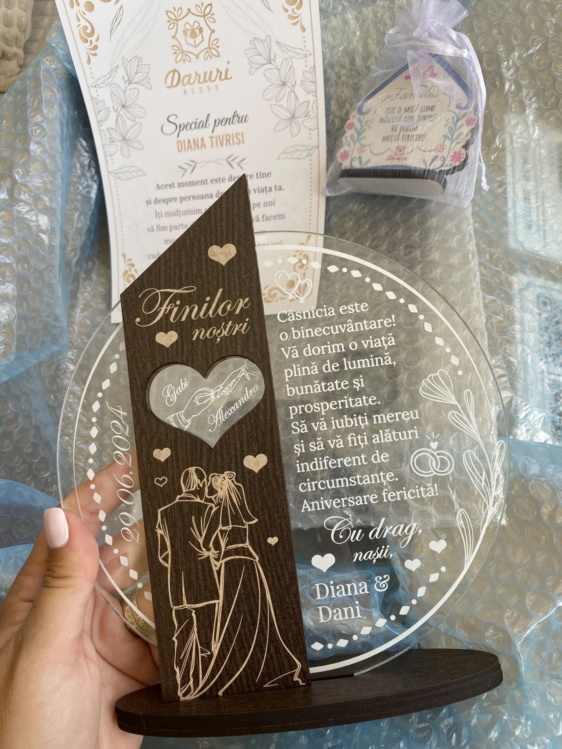 trofeu-personalizat-cadou-special-pentru-mosii-de-botez review