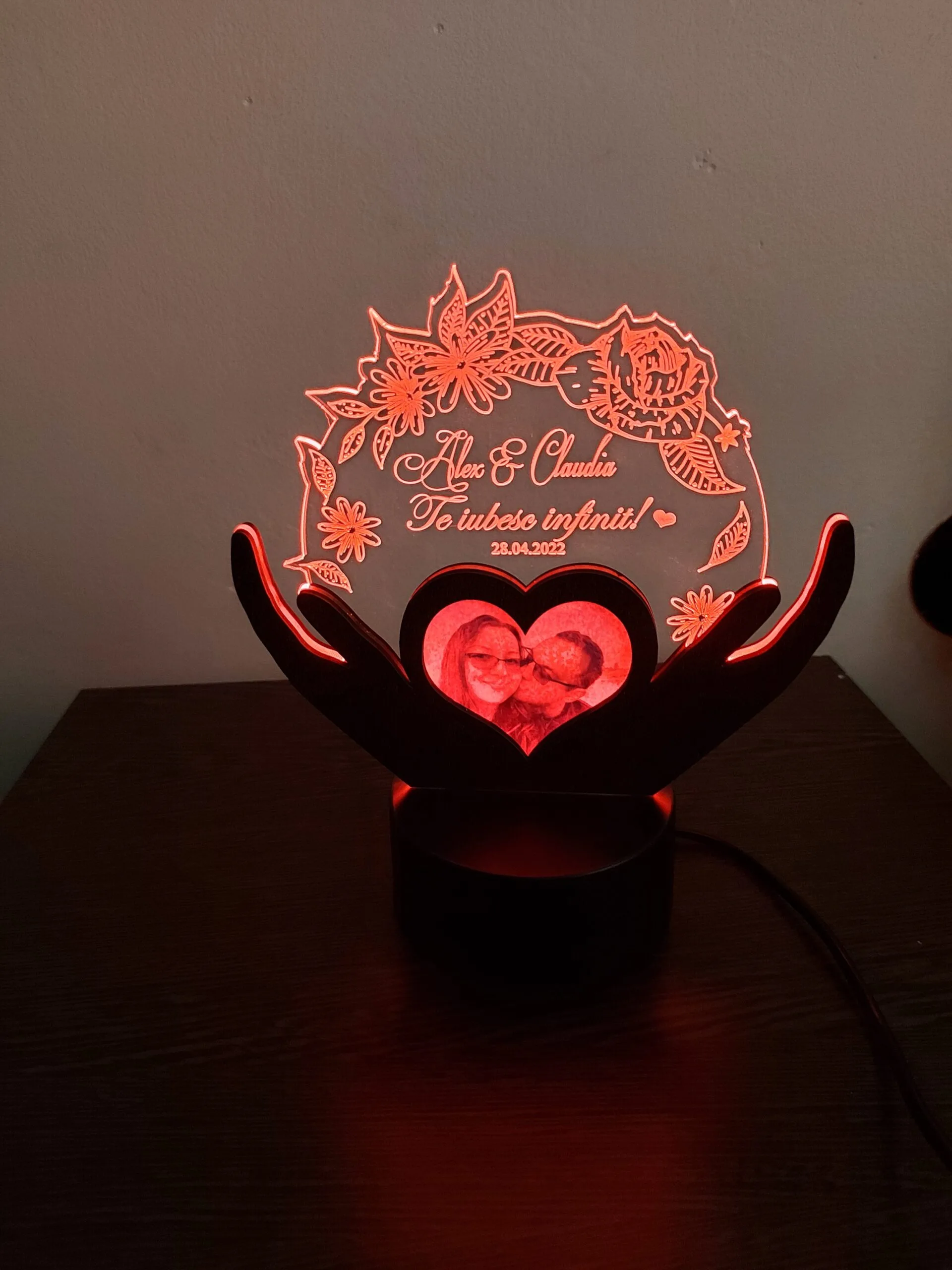 trofeu-personalizat-cu-led-si-poza-nasa-8-martie review