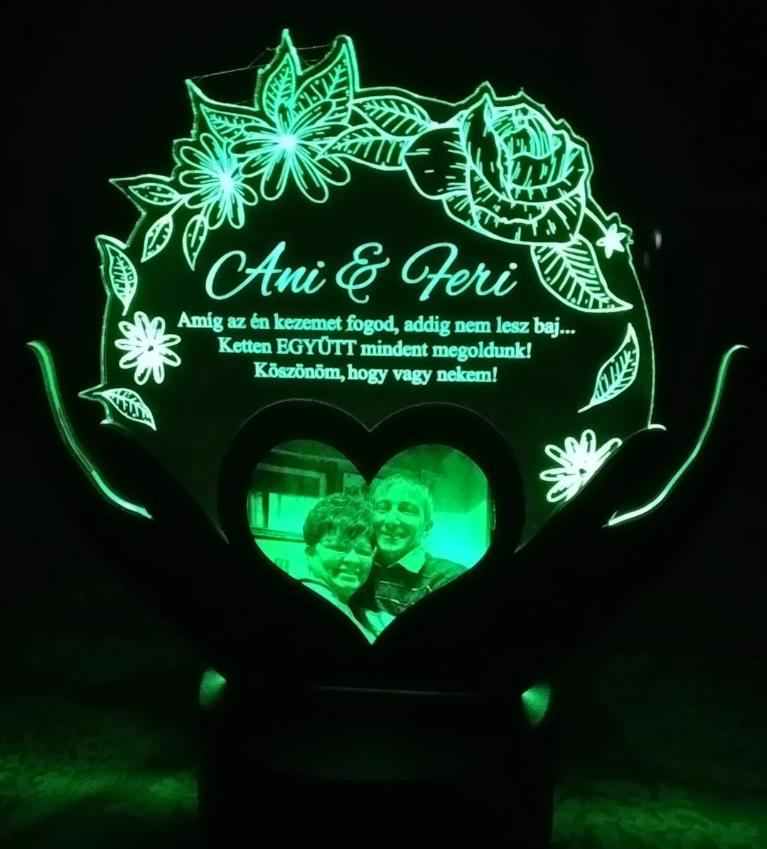 trofeu-personalizat-cu-led-si-poza-nasa-8-martie review