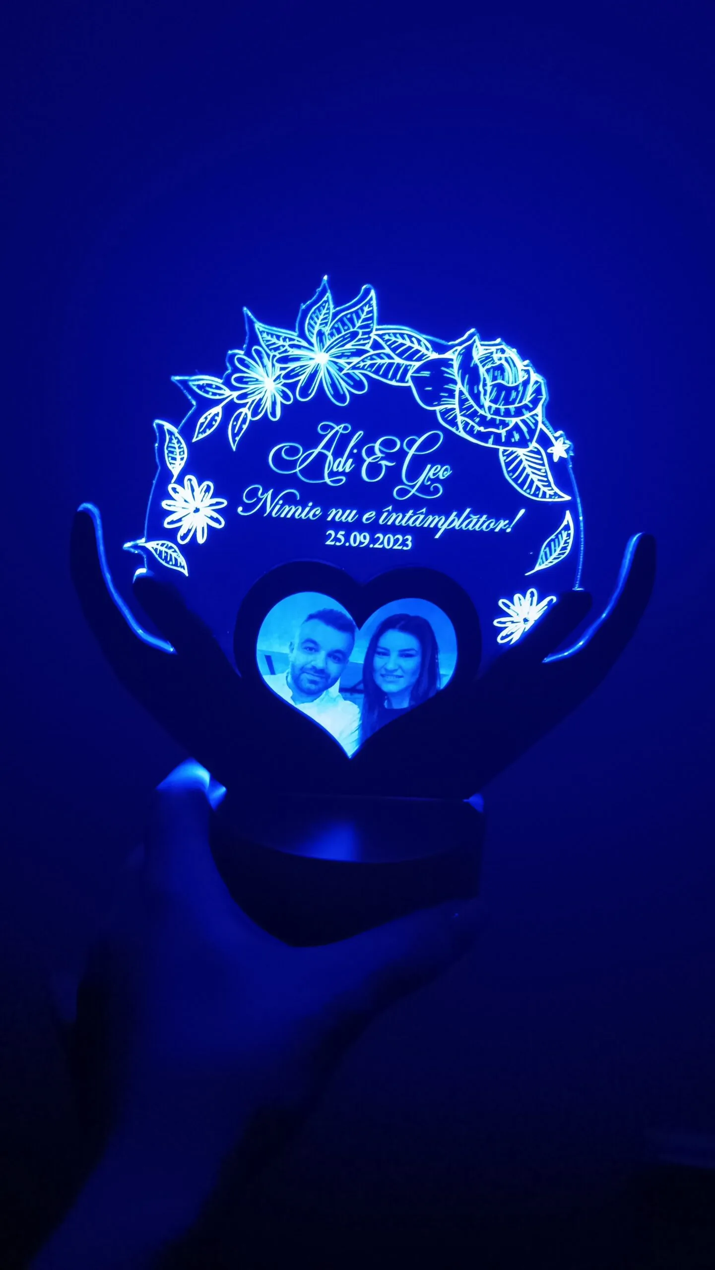trofeu-personalizat-cu-led-si-poza-nasa-8-martie review