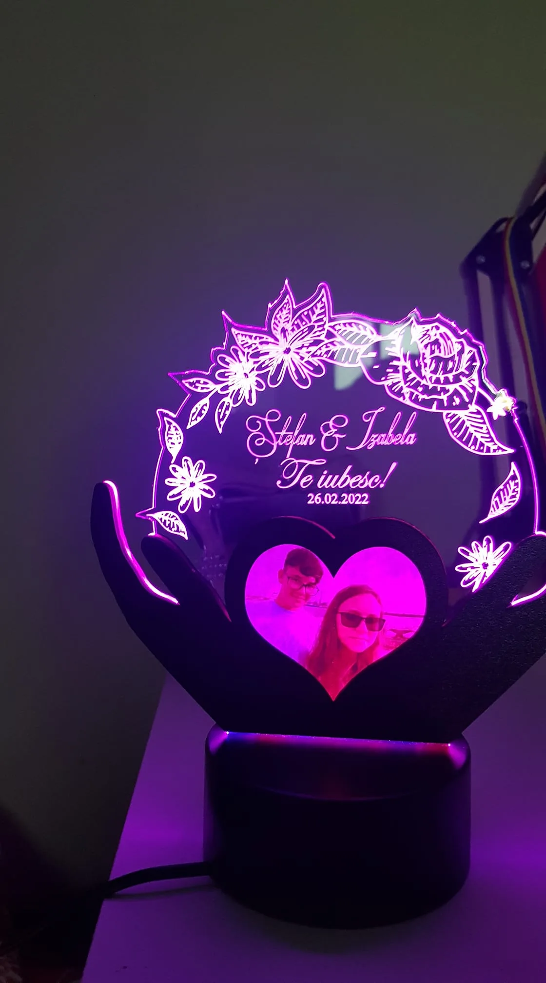 trofeu-personalizat-cu-led-si-poza-nasa-8-martie review