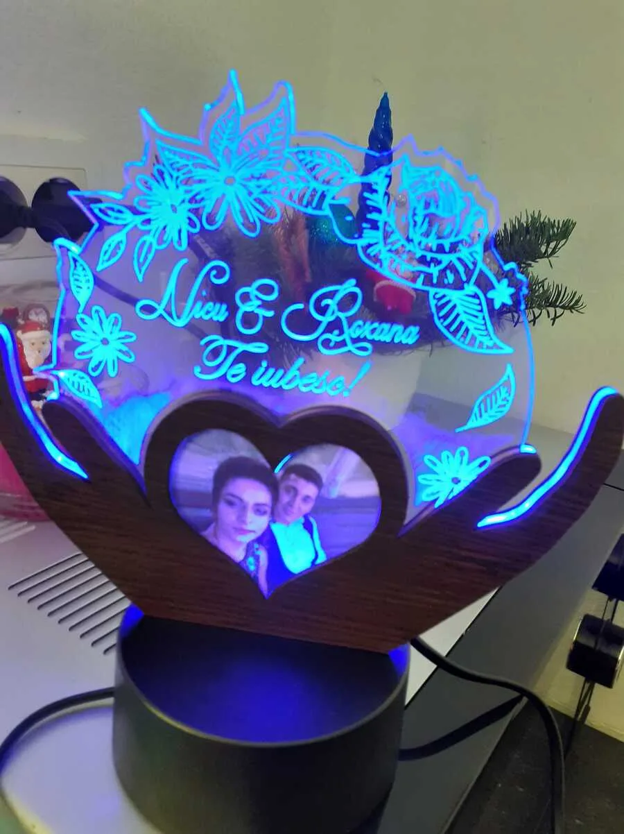 trofeu-personalizat-cu-led-si-poza-nasa-8-martie review