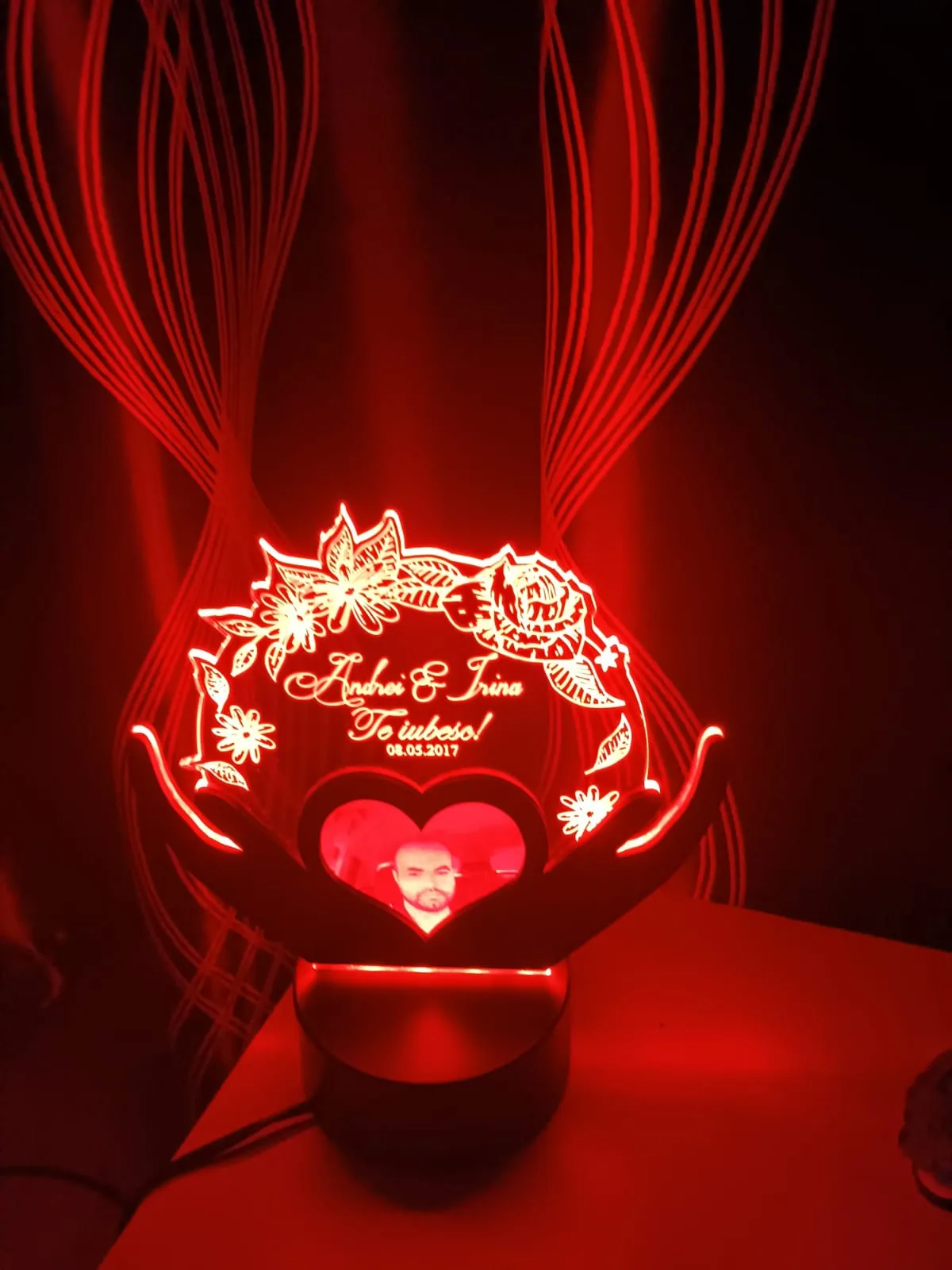 trofeu-personalizat-cu-led-si-poza-nasa-8-martie review