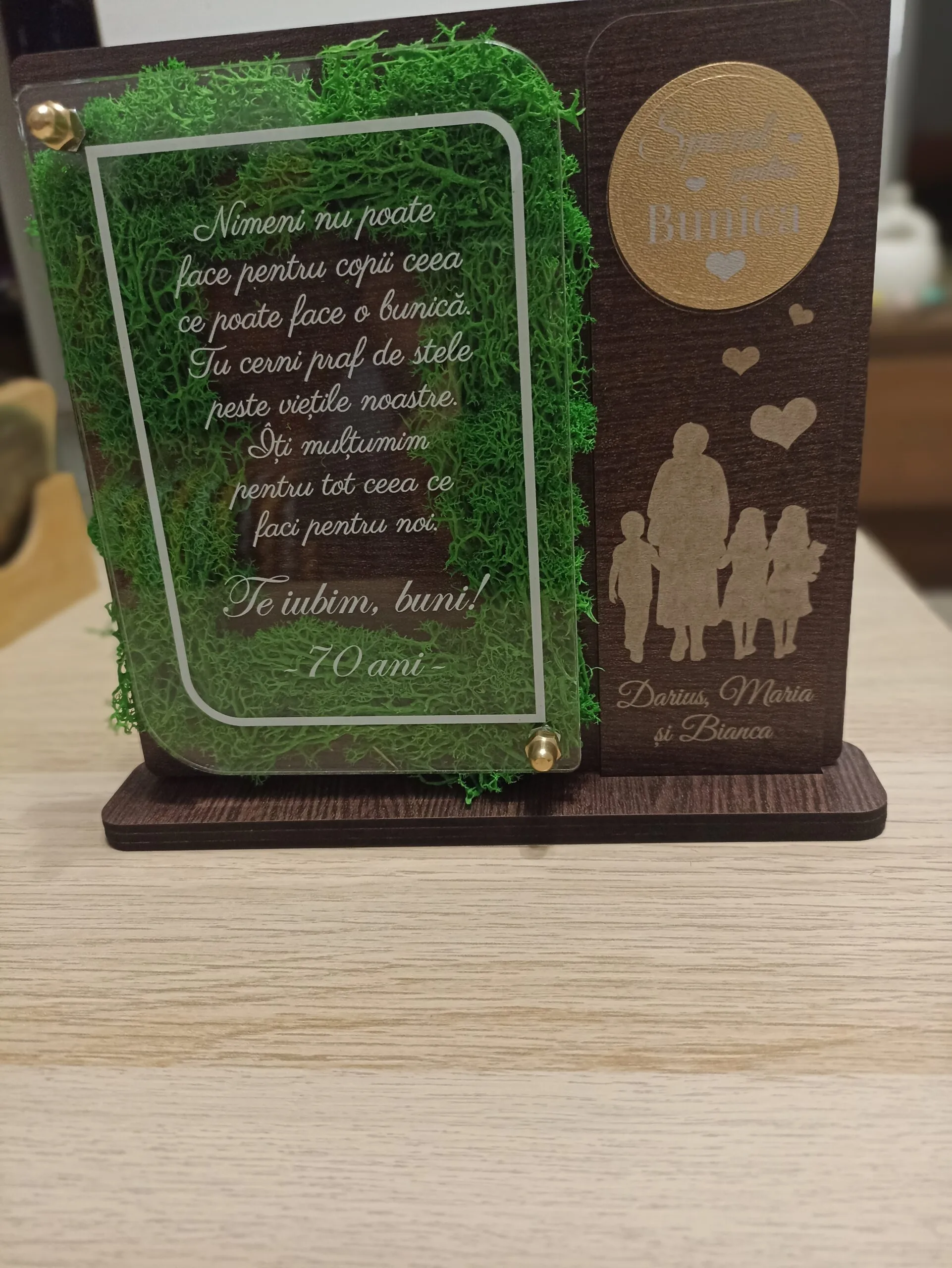trofeu-personalizat-cu-licheni-multumire-nasi-botez review