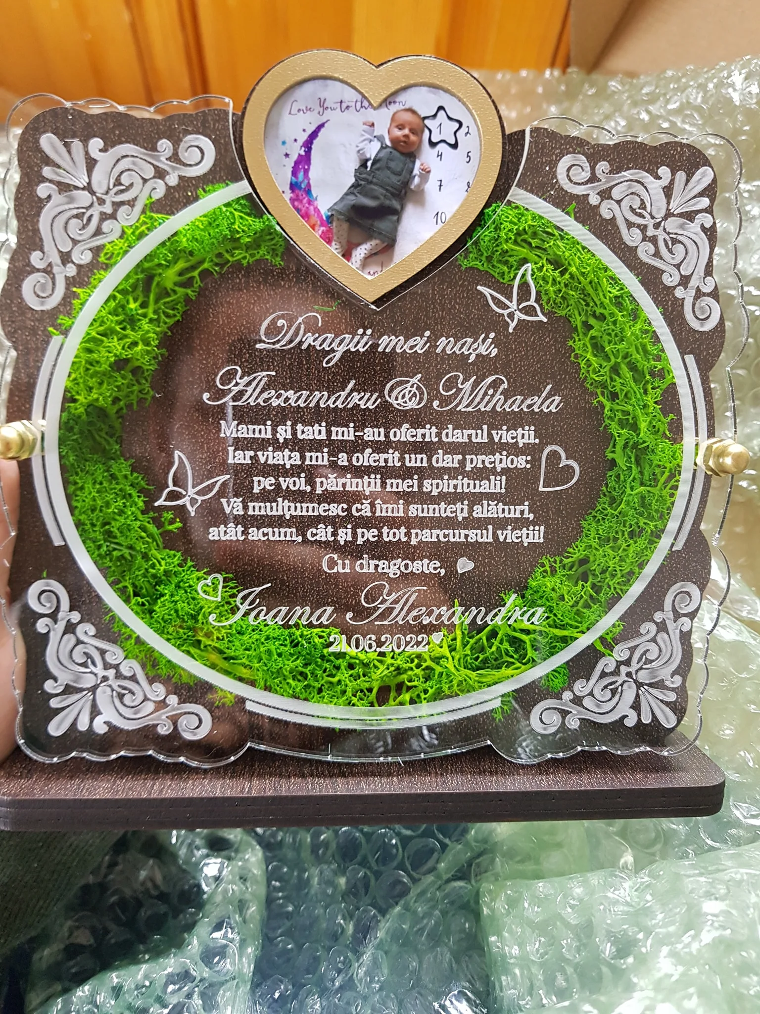 trofeu-personalizat-cu-licheni-pentru-nasii-de-botez review