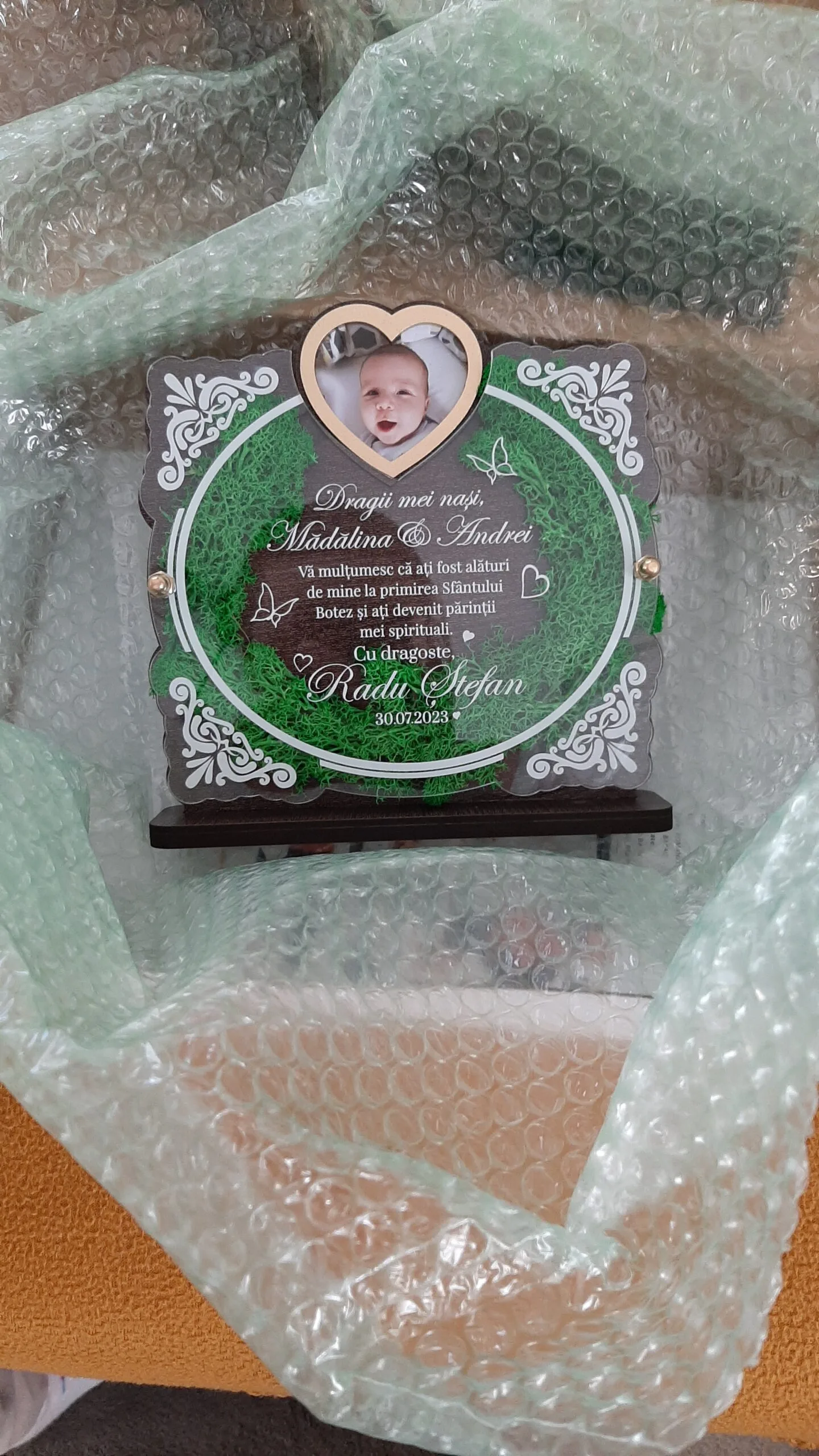 trofeu-personalizat-cu-licheni-pentru-nasii-de-botez review