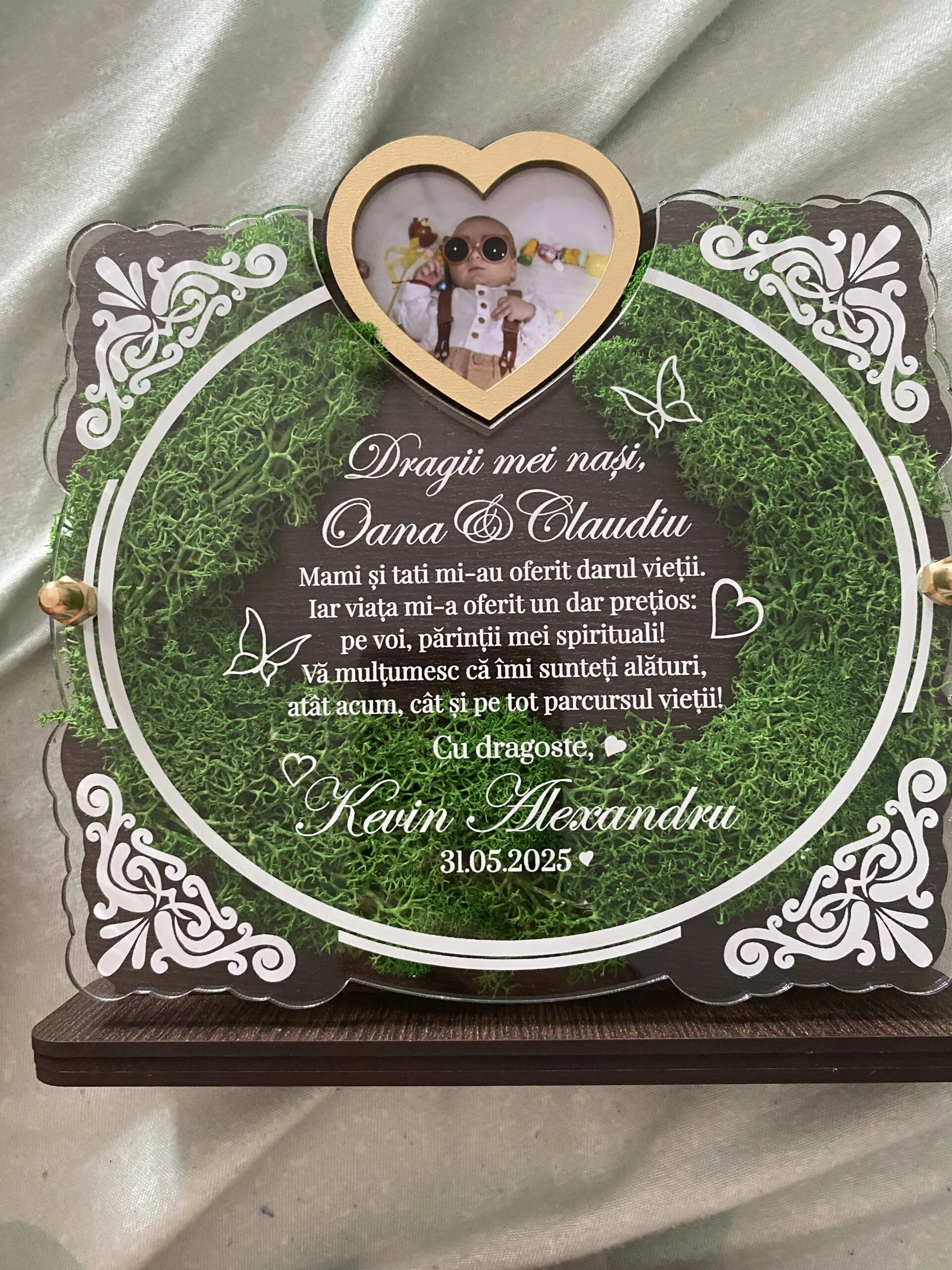 trofeu-personalizat-din-inima-vreti-sa-fiti-nasii-nostri review