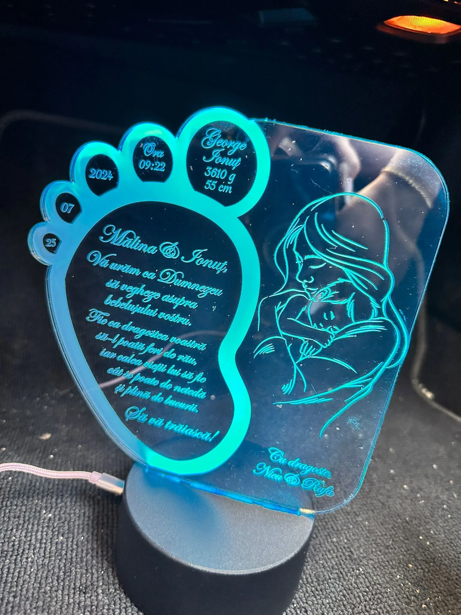 trofeu-personalizat-din-inima-vreti-sa-fiti-nasii-nostri review