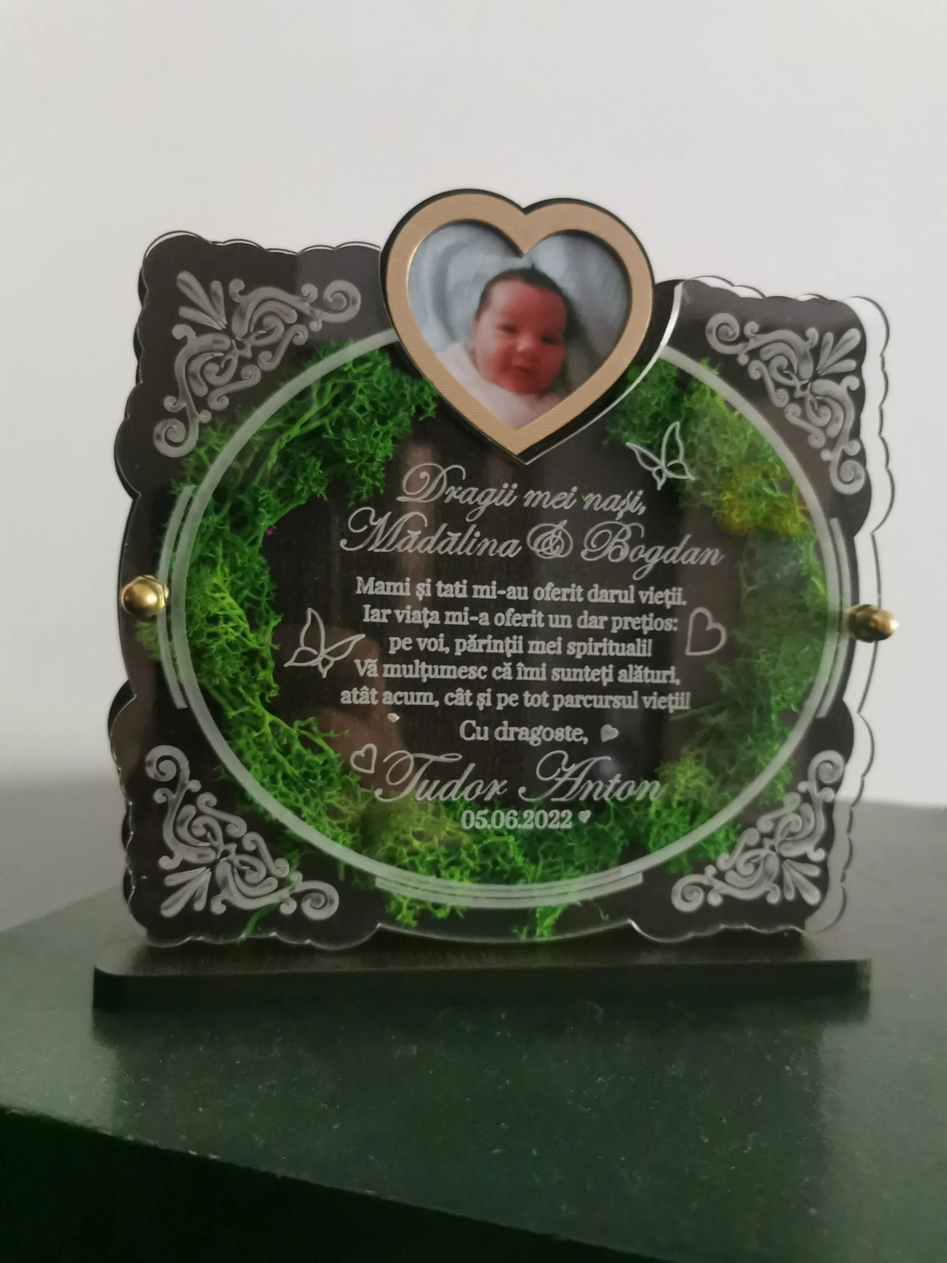 trofeu-personalizat-din-inima-vreti-sa-fiti-nasii-nostri review