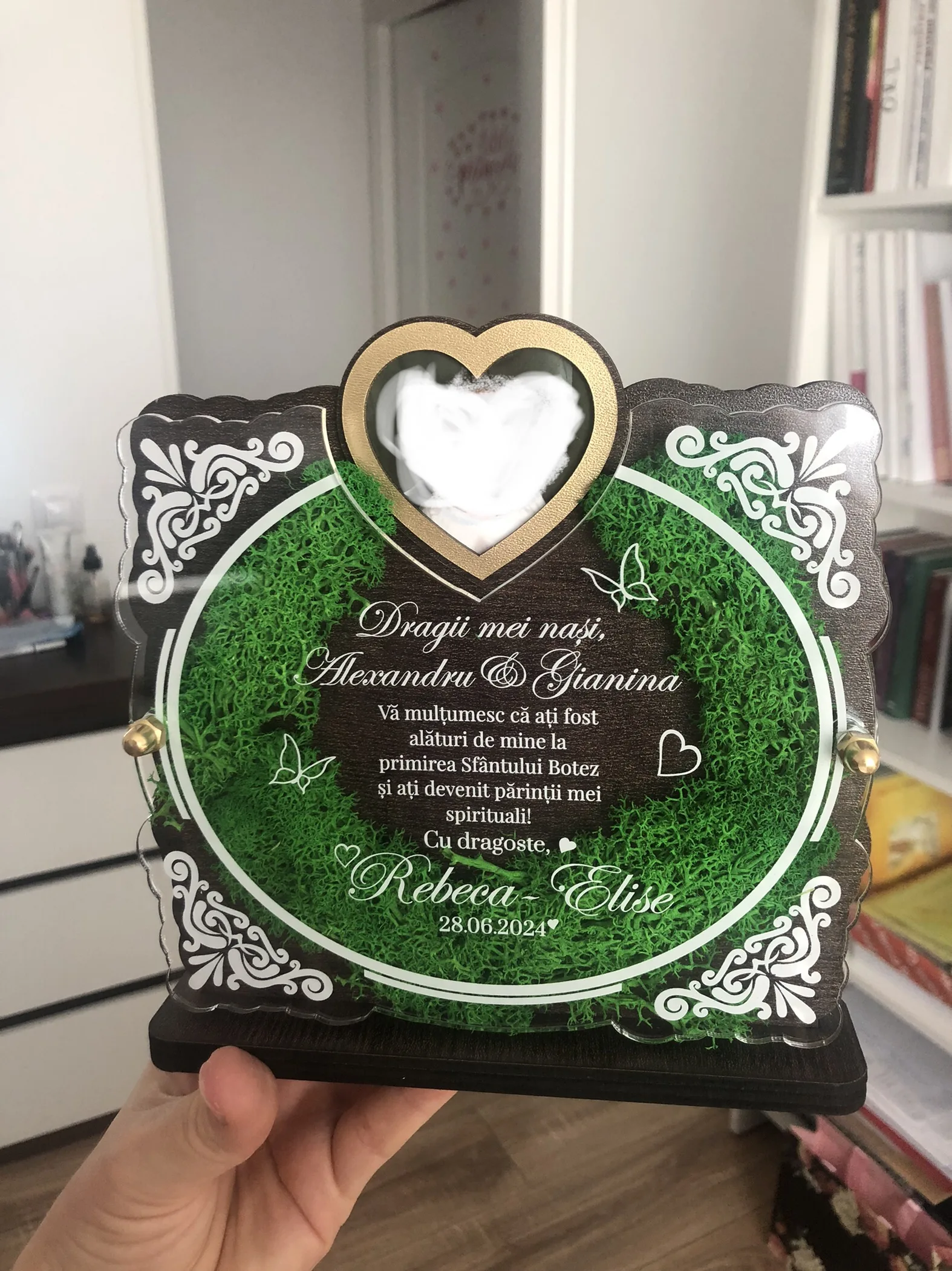 trofeu-personalizat-din-inima-vreti-sa-fiti-nasii-nostri review
